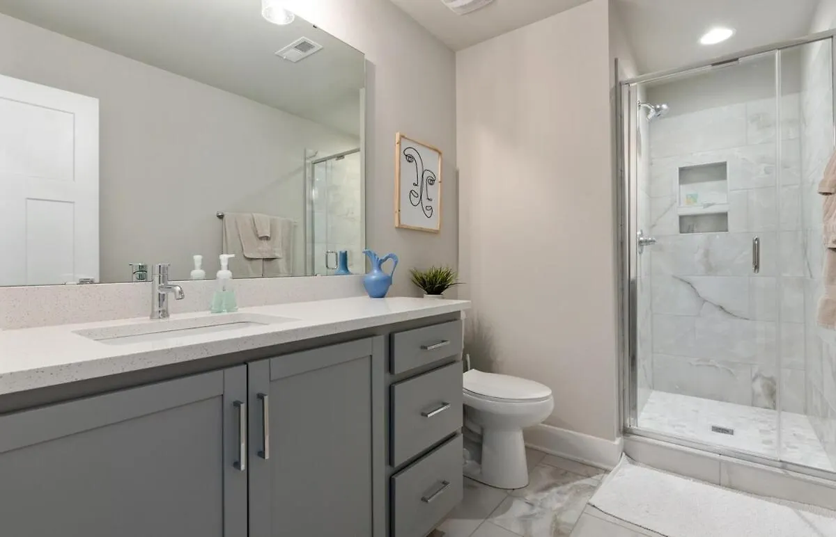 Ultimate Downtown Charlotte Oasis, 10 Guests Villa