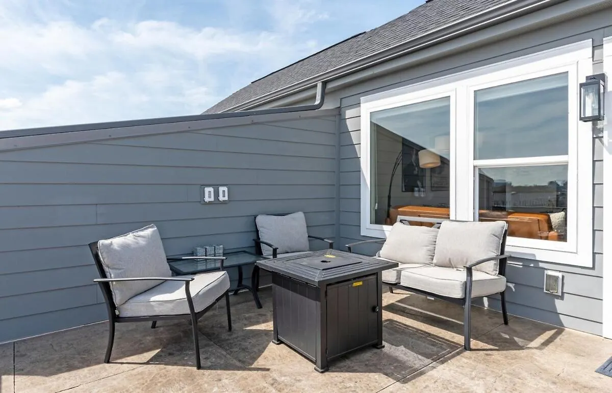Ultimate Downtown Charlotte Oasis, 10 Guests Villa