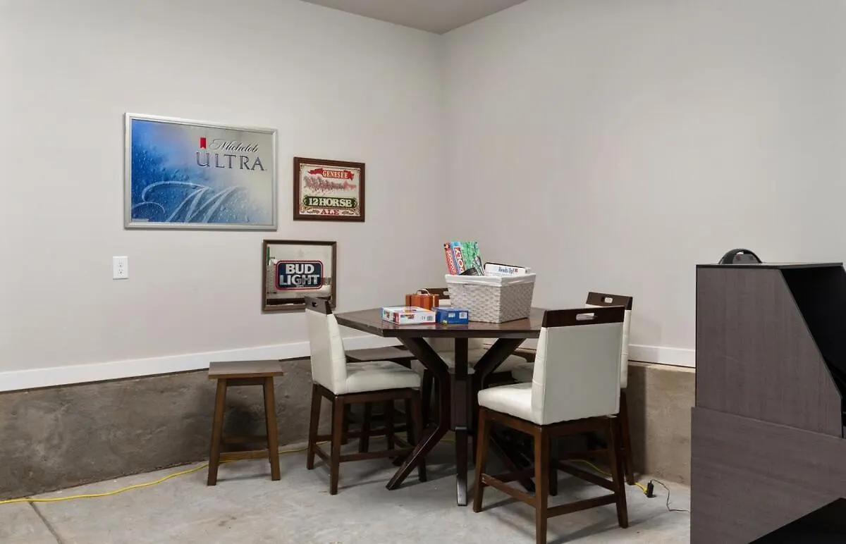 Holiday home Ultimate Downtown Charlotte Oasis, 10 Guests Villa